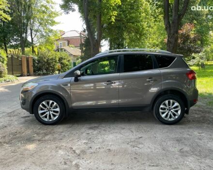 Коричневий Форд Куга, об'ємом двигуна 2.5 л та пробігом 100 тис. км за 11590 $, фото 11 на Automoto.ua