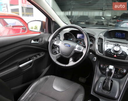 Коричневый Форд Куга, объемом двигателя 2 л и пробегом 107 тыс. км за 13200 $, фото 12 на Automoto.ua