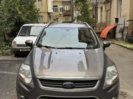Форд Куга 2011 в Киеве на Automoto.ua Коричневый Форд Куга, объемом двигателя 2 л и пробегом 138 тыс. км за 11500 $, фото 1 на Automoto.ua