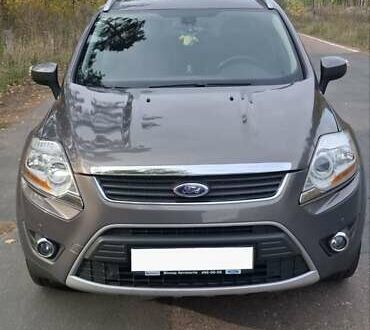 Форд Куга 2012 у Чернігові на Automoto.ua Коричневий Форд Куга, об'ємом двигуна 2.52 л та пробігом 108 тис. км за 12900 $, фото 1 на Automoto.ua