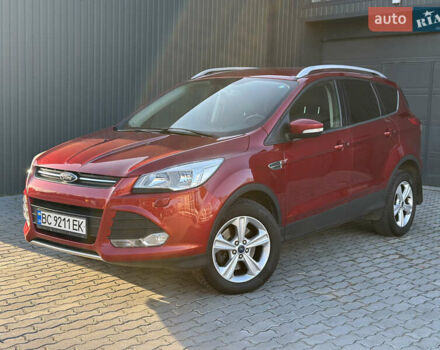 Красный Форд Куга, объемом двигателя 2 л и пробегом 169 тыс. км за 13555 $, фото 2 на Automoto.ua