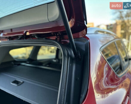 Красный Форд Куга, объемом двигателя 2 л и пробегом 169 тыс. км за 13555 $, фото 103 на Automoto.ua