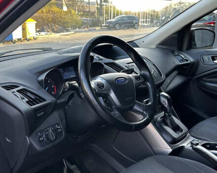 Красный Форд Куга, объемом двигателя 2 л и пробегом 169 тыс. км за 13555 $, фото 81 на Automoto.ua