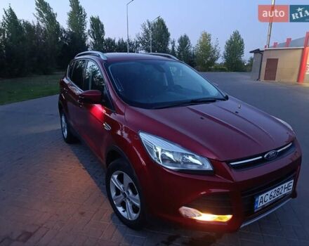 Червоний Форд Куга, об'ємом двигуна 2 л та пробігом 140 тис. км за 15000 $, фото 1 на Automoto.ua