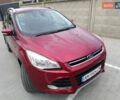 Красный Форд Куга, объемом двигателя 2 л и пробегом 223 тыс. км за 14400 $, фото 2 на Automoto.ua