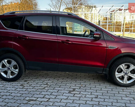 Красный Форд Куга, объемом двигателя 2 л и пробегом 169 тыс. км за 13555 $, фото 11 на Automoto.ua