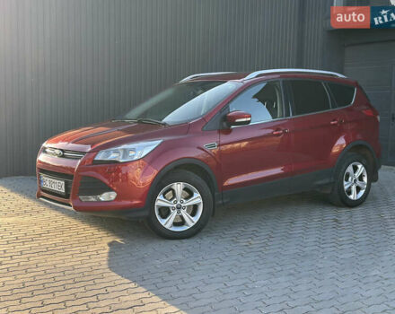 Красный Форд Куга, объемом двигателя 2 л и пробегом 169 тыс. км за 13555 $, фото 5 на Automoto.ua