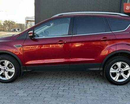 Красный Форд Куга, объемом двигателя 2 л и пробегом 169 тыс. км за 13555 $, фото 13 на Automoto.ua