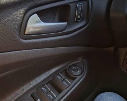 Червоний Форд Куга, об'ємом двигуна 2 л та пробігом 140 тис. км за 15000 $, фото 16 на Automoto.ua