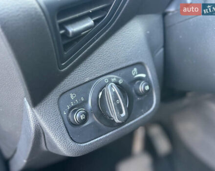 Красный Форд Куга, объемом двигателя 2 л и пробегом 169 тыс. км за 13555 $, фото 51 на Automoto.ua