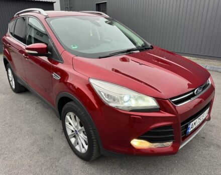Червоний Форд Куга, об'ємом двигуна 2 л та пробігом 251 тис. км за 13800 $, фото 2 на Automoto.ua