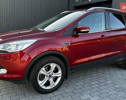 Красный Форд Куга, объемом двигателя 2 л и пробегом 169 тыс. км за 13555 $, фото 7 на Automoto.ua