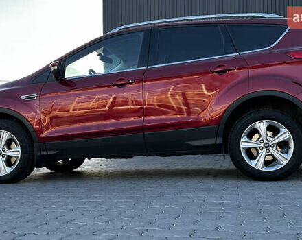 Красный Форд Куга, объемом двигателя 2 л и пробегом 169 тыс. км за 13555 $, фото 10 на Automoto.ua