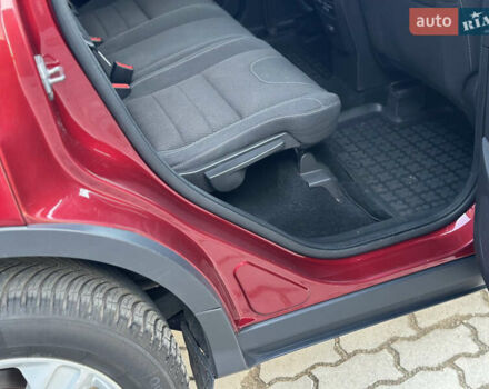 Красный Форд Куга, объемом двигателя 2 л и пробегом 169 тыс. км за 13555 $, фото 71 на Automoto.ua