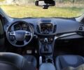 Красный Форд Куга, объемом двигателя 2 л и пробегом 55 тыс. км за 18300 $, фото 4 на Automoto.ua