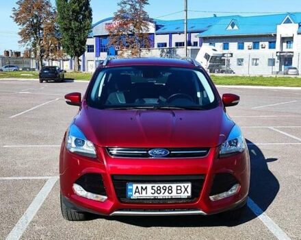 Красный Форд Куга, объемом двигателя 2 л и пробегом 55 тыс. км за 18300 $, фото 1 на Automoto.ua