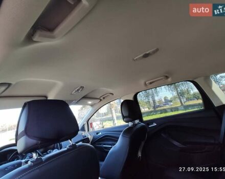 Красный Форд Куга, объемом двигателя 2 л и пробегом 55 тыс. км за 18300 $, фото 24 на Automoto.ua