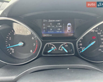 Красный Форд Куга, объемом двигателя 1.5 л и пробегом 95 тыс. км за 14300 $, фото 7 на Automoto.ua