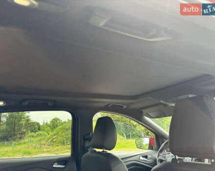 Красный Форд Куга, объемом двигателя 1.5 л и пробегом 95 тыс. км за 14300 $, фото 10 на Automoto.ua