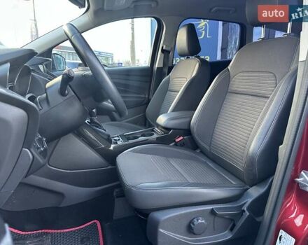 Червоний Форд Куга, об'ємом двигуна 2 л та пробігом 115 тис. км за 18990 $, фото 19 на Automoto.ua