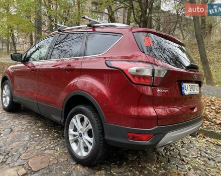 Красный Форд Куга, объемом двигателя 2 л и пробегом 115 тыс. км за 18500 $, фото 3 на Automoto.ua