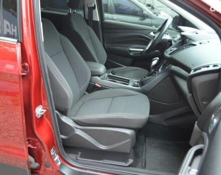 Красный Форд Куга, объемом двигателя 0 л и пробегом 137 тыс. км за 16000 $, фото 18 на Automoto.ua