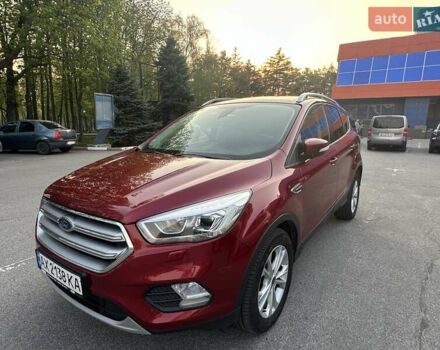 Красный Форд Куга, объемом двигателя 1.5 л и пробегом 138 тыс. км за 17500 $, фото 2 на Automoto.ua