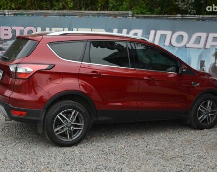 Красный Форд Куга, объемом двигателя 0 л и пробегом 137 тыс. км за 16000 $, фото 6 на Automoto.ua