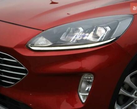 Красный Форд Куга, объемом двигателя 1.5 л и пробегом 48 тыс. км за 21190 $, фото 29 на Automoto.ua