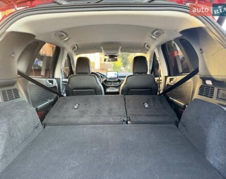 Красный Форд Куга, объемом двигателя 2.49 л и пробегом 137 тыс. км за 26200 $, фото 18 на Automoto.ua