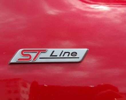 Червоний Форд Куга, об'ємом двигуна 2 л та пробігом 48 тис. км за 29555 $, фото 1 на Automoto.ua