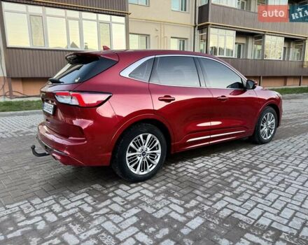 Красный Форд Куга, объемом двигателя 2.49 л и пробегом 137 тыс. км за 26200 $, фото 9 на Automoto.ua