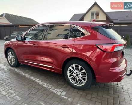 Красный Форд Куга, объемом двигателя 2.49 л и пробегом 137 тыс. км за 26200 $, фото 5 на Automoto.ua