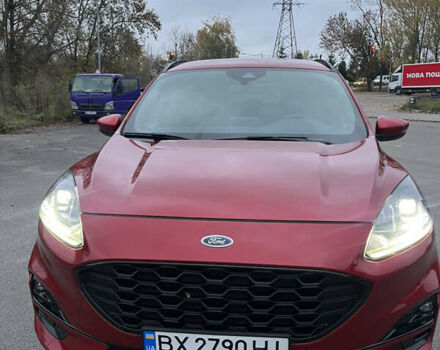 Форд Куга 2021 у Хмельницькому на Automoto.ua Червоний Форд Куга, об'ємом двигуна 1.5 л та пробігом 49 тис. км за 24700 $, фото 25 на Automoto.ua