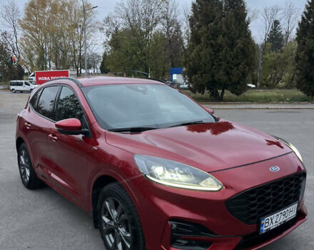 Форд Куга 2021 у Хмельницькому на Automoto.ua Червоний Форд Куга, об'ємом двигуна 1.5 л та пробігом 49 тис. км за 24700 $, фото 23 на Automoto.ua