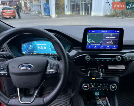 Форд Куга 2021 у Хмельницькому на Automoto.ua Червоний Форд Куга, об'ємом двигуна 1.5 л та пробігом 49 тис. км за 24700 $, фото 6 на Automoto.ua
