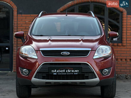 Красный Форд Куга, объемом двигателя 2.52 л и пробегом 144 тыс. км за 10999 $, фото 1 на Automoto.ua