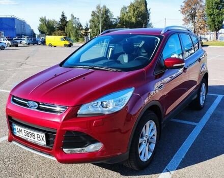 Красный Форд Куга, объемом двигателя 2 л и пробегом 55 тыс. км за 18300 $, фото 1 на Automoto.ua