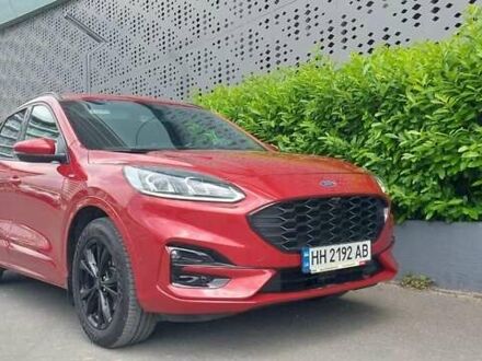 Красный Форд Куга, объемом двигателя 2 л и пробегом 48 тыс. км за 29555 $, фото 1 на Automoto.ua