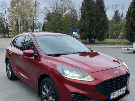 Форд Куга 2021 у Хмельницькому на Automoto.ua Червоний Форд Куга, об'ємом двигуна 1.5 л та пробігом 49 тис. км за 24700 $, фото 1 на Automoto.ua