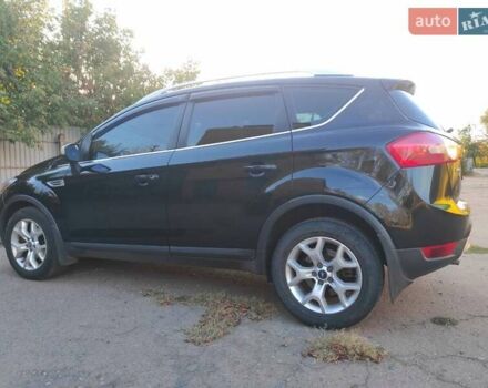 Форд Куга, об'ємом двигуна 2.52 л та пробігом 171 тис. км за 9500 $, фото 4 на Automoto.ua