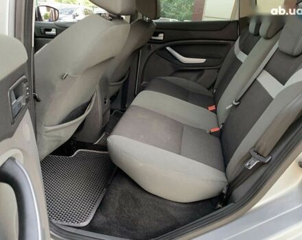 Форд Куга, объемом двигателя 0 л и пробегом 285 тыс. км за 10000 $, фото 26 на Automoto.ua