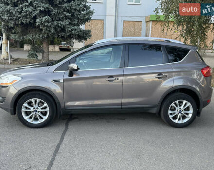 Форд Куга, объемом двигателя 2 л и пробегом 137 тыс. км за 14500 $, фото 1 на Automoto.ua