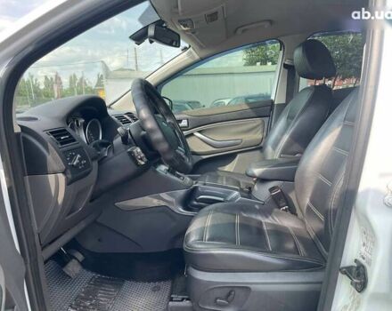 Форд Куга, объемом двигателя 2 л и пробегом 206 тыс. км за 9790 $, фото 19 на Automoto.ua