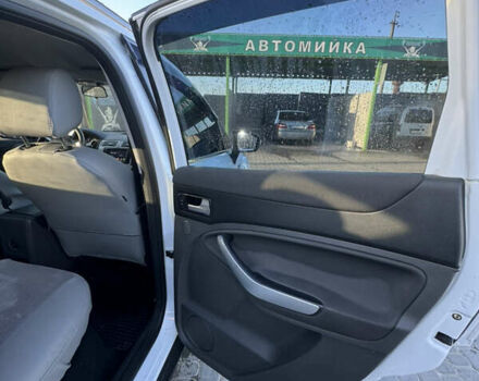 Форд Куга, об'ємом двигуна 2 л та пробігом 196 тис. км за 12900 $, фото 6 на Automoto.ua