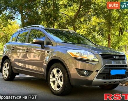 Форд Куга 2012 у Миколаєві на Automoto.ua Форд Куга, об'ємом двигуна 2 л та пробігом 215 тис. км за 11700 $, фото 4 на Automoto.ua