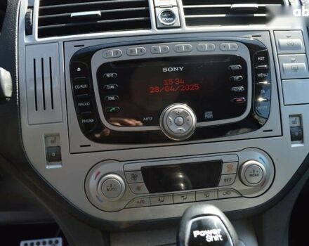 Форд Куга, объемом двигателя 2 л и пробегом 115 тыс. км за 12800 $, фото 13 на Automoto.ua