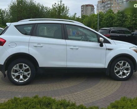 Форд Куга 2012 в Львове на Automoto.ua Форд Куга, объемом двигателя 2 л и пробегом 194 тыс. км за 10999 $, фото 7 на Automoto.ua