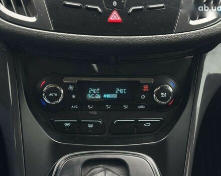 Форд Куга, объемом двигателя 2 л и пробегом 155 тыс. км за 14500 $, фото 26 на Automoto.ua