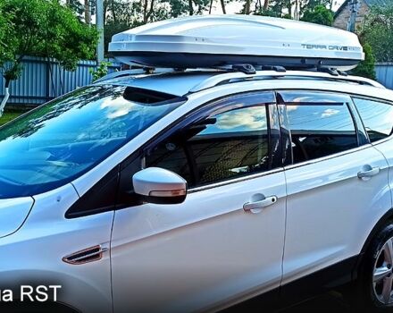 Форд Куга, объемом двигателя 2 л и пробегом 234 тыс. км за 14000 $, фото 1 на Automoto.ua